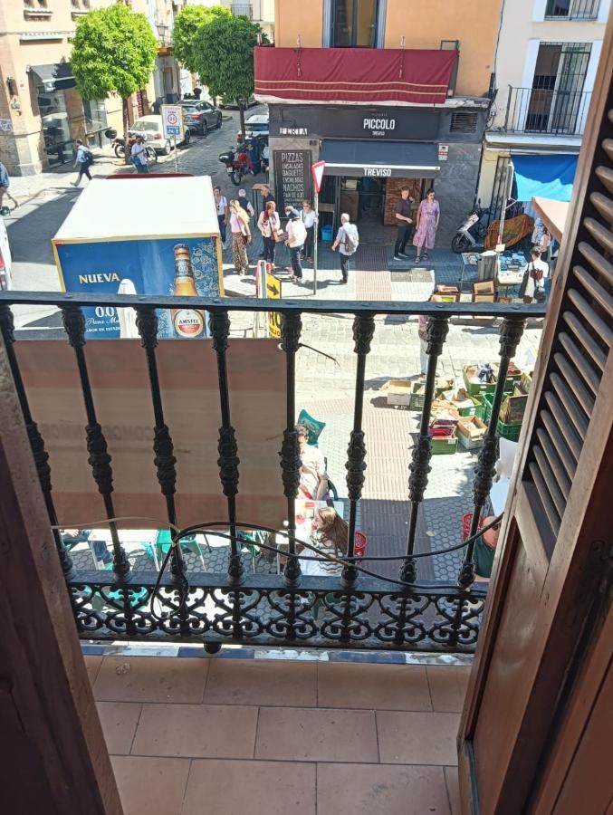 Apartamento Calle Feria Seville Ngoại thất bức ảnh